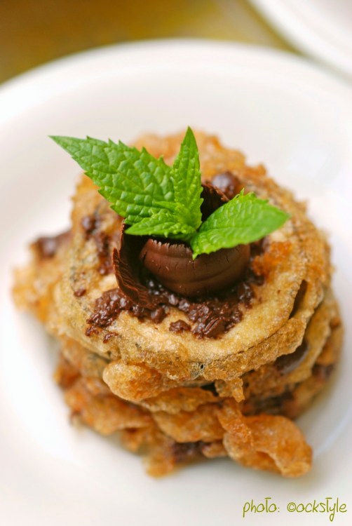Fried Eggplants with Chocolate and Minth | Recipe & Photo: ©OrsolaCirielloKogan