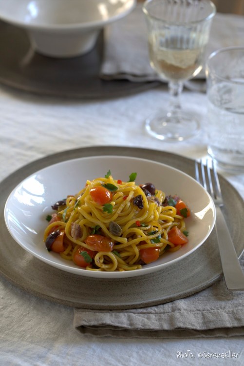 Tonnarelli alla puttanesca :: Sale e Pepe Magazine | Recipe and Food Styling: Orsola Ciriello Kogan | Photo: ©SerenaEller