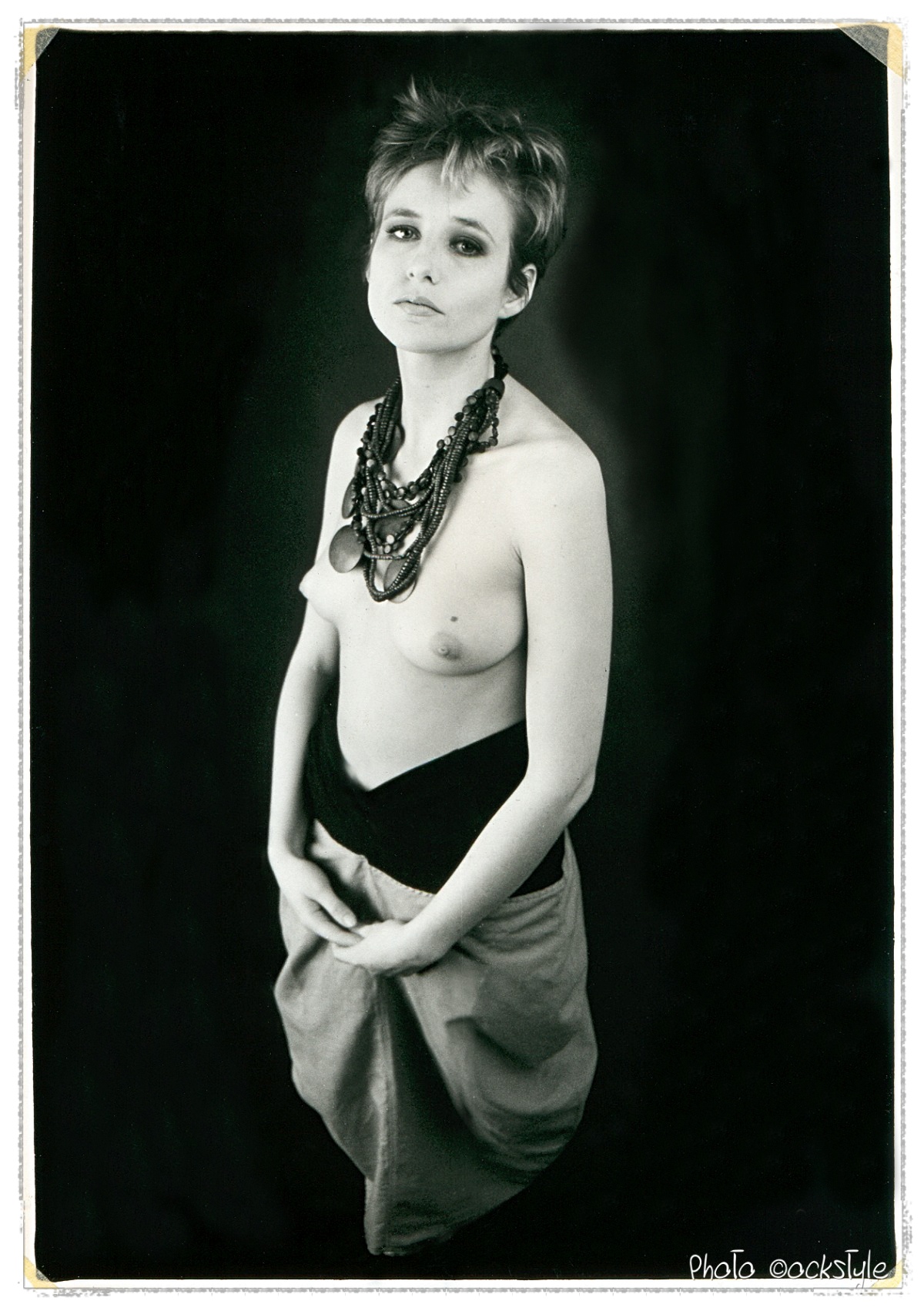 Petra, studio Black & White Portrait ©OrsolaCirielloKogan