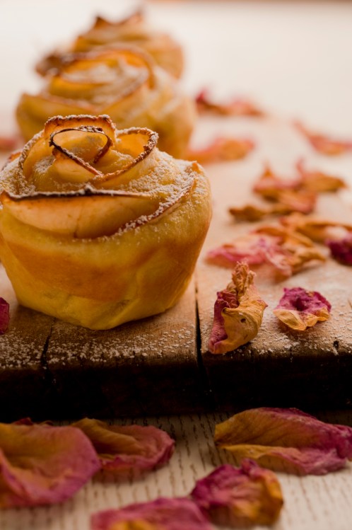 Mini Apple Rose Muffin | Recipe and Styling: Orsola Ciriello Kogan | Photo: ©LuciaZeccara
