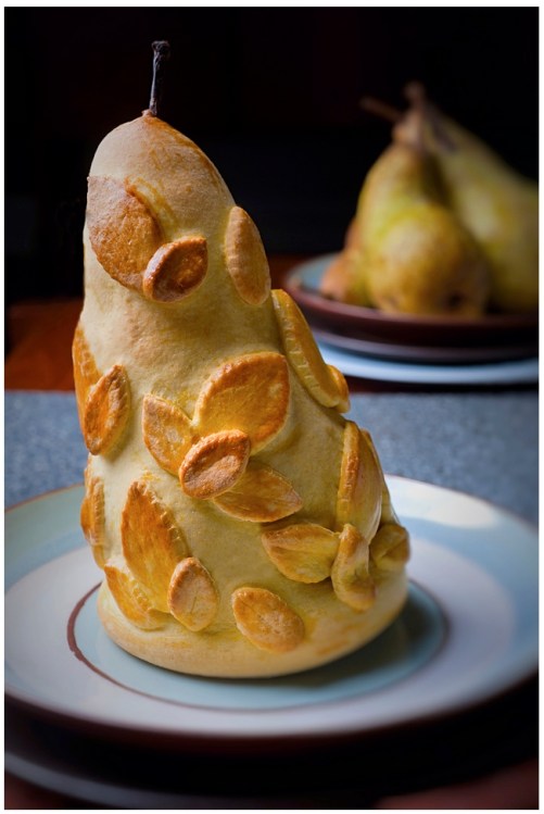 Poire en croûte sucrée | Recipe and Styling: Orsola Ciriello Kogan | Photo: ©LuciaZeccara