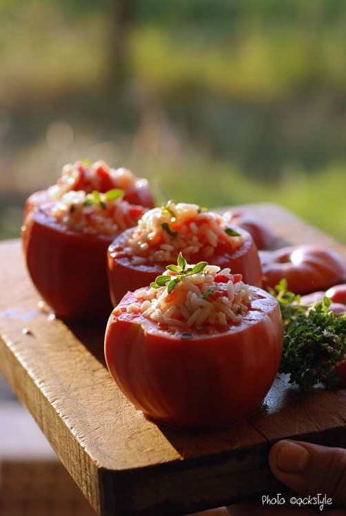 Prepping stuffed tomatoes with rice salad | Photo ©OrsolaCirielloKogan