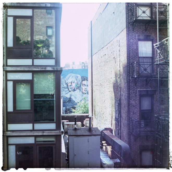 Andy Warhol and Frida Kahlo in the "Mount Rushmore of Art" from the High Line Park | My New York City in 120mm ©ockstyle