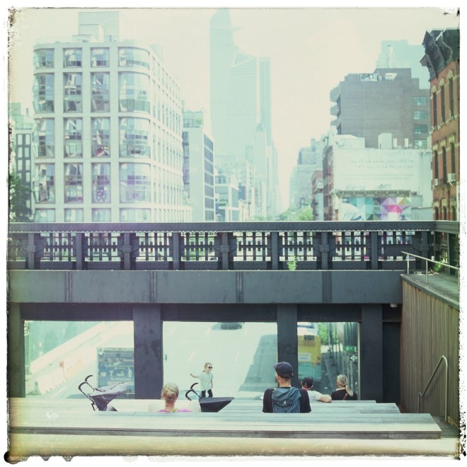 Observation Deck (17th St) at the High Line Park | My New York City in 120mm ©ockstyle